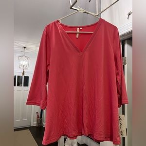 Hot Pink 3/4 V - size large - Lulu-b hog 50+